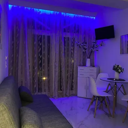 Aggelikas Apartment *