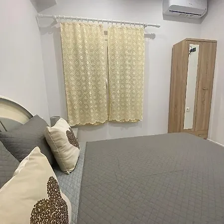 Aggelikas Paleokastritsa